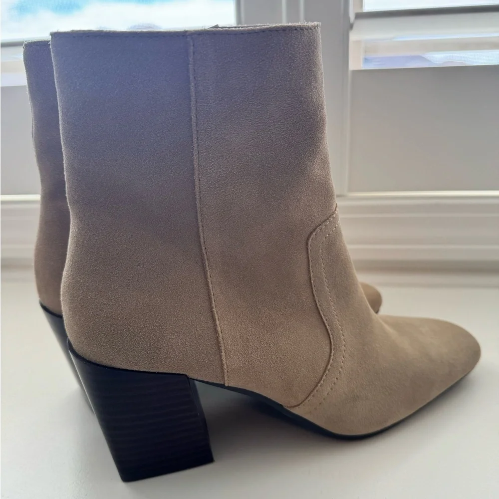 Blondo‎ Women's Sadie Ankle Boot 9.5 Taupe Suede Waterproof